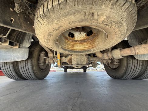 Used 2013 Ford F350 Lariat w/ Lariat Ultimate Pkg AWD/4WD image 17