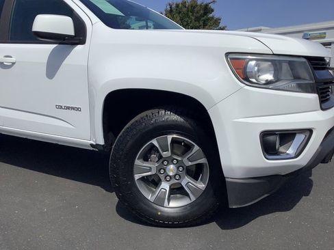 Used 2019 Chevrolet Colorado Z71 image 3