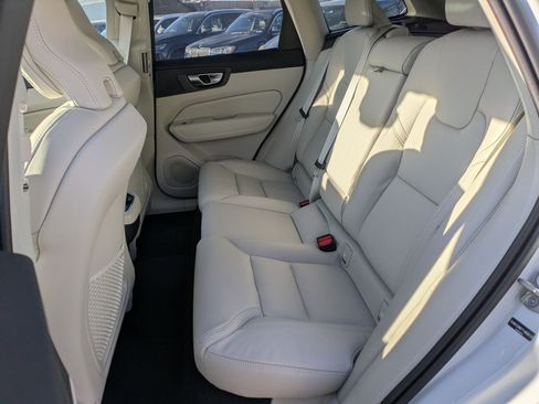 New 2026 Volvo XC60 B5 Ultra w/ Climate Package image 16