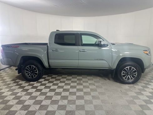 Used 2023 Toyota Tacoma TRD Sport AWD/4WD image 8