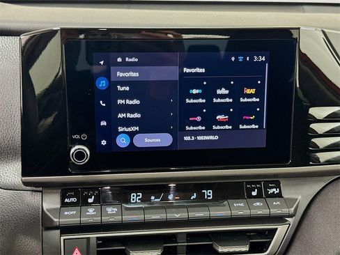 Used 2025 Toyota Camry LE image 15