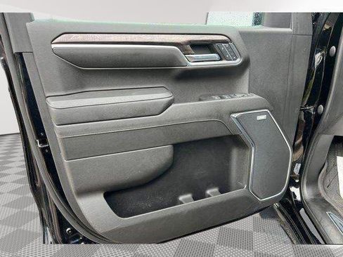 Used 2023 Chevrolet Silverado 1500 LTZ w/ LTZ Premium Package image 10