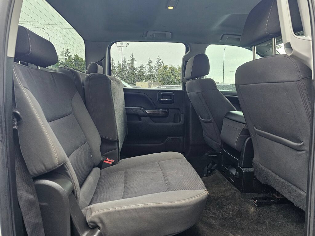 Used 2018 GMC Sierra 3500 SLE w/ SLE Fleet Preferred Package AWD/4WD image 12
