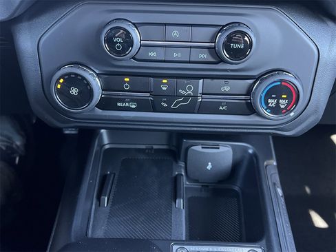 New 2025 Ford Bronco 4-Door w/ Sasquatch Package image 6