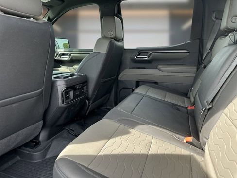 Certified 2024 Chevrolet Silverado 1500 ZR2 w/ ZR2 Bison Edition image 11