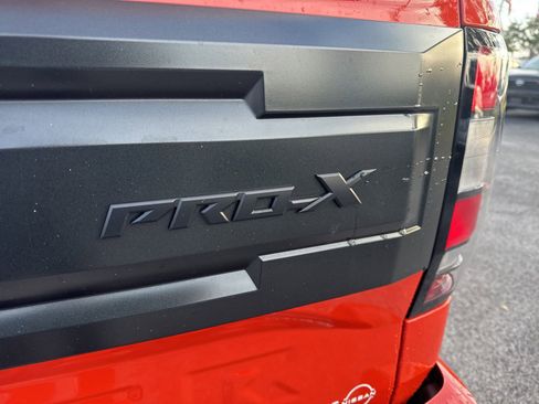 Certified 2025 Nissan Frontier Pro-X image 7