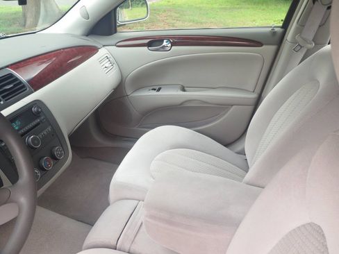 Used 2007 Buick Lucerne CX FWD image 11