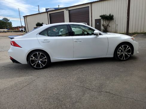 Used 2014 Lexus IS 350 w/ Navigation Package image 9