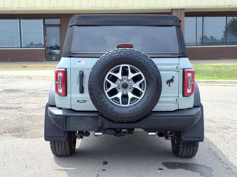 Used 2023 Ford Bronco Badlands AWD/4WD image 4