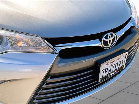 Used 2015 Toyota Camry LE FWD image 29