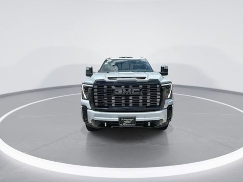 New 2026 GMC Sierra 2500 Denali Ultimate AWD/4WD image 3