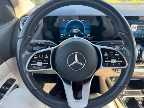 Used 2021 Mercedes-Benz GLA 250 image 9