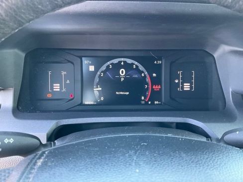 Used 2024 Toyota Tacoma SR5 AWD/4WD image 10