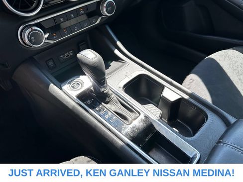 Certified 2024 Nissan Sentra SV FWD image 10