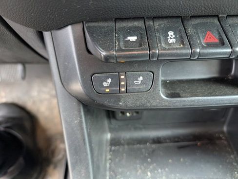 Used 2021 Chevrolet Colorado LT w/ Redline Special Edition image 4