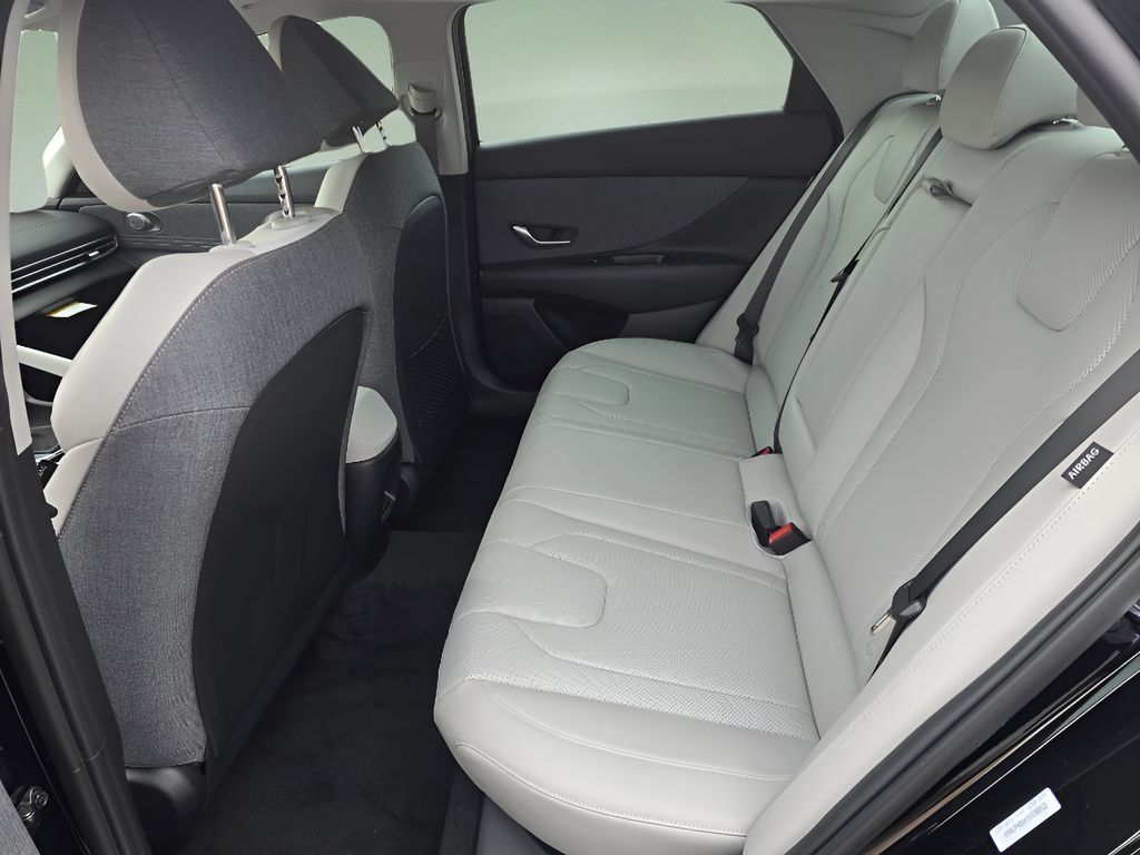 New 2026 Hyundai Elantra Limited FWD image 14