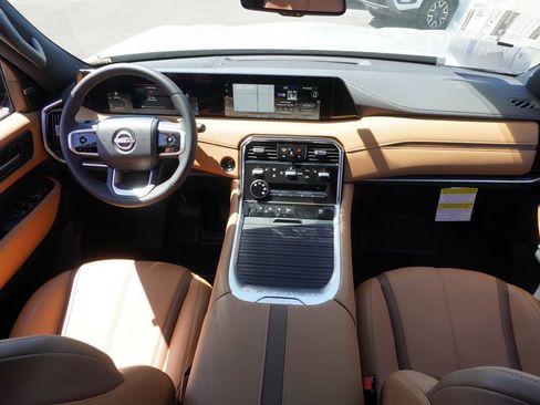 New 2025 Nissan Armada SL w/ Captain's Chari Seat Package image 12