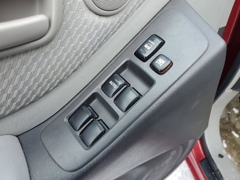 Used 2006 Toyota Highlander 2WD image 14