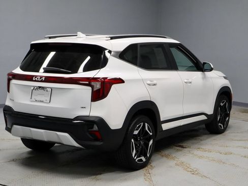 Used 2025 Kia Seltos SX w/ SX Sunroof Package AWD/4WD image 12