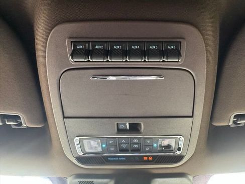 Used 2025 Ford F350 King Ranch AWD/4WD image 34