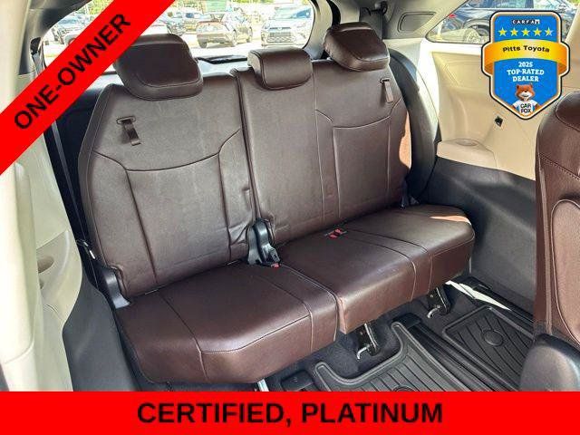 Certified 2023 Toyota Sienna Platinum FWD image 15