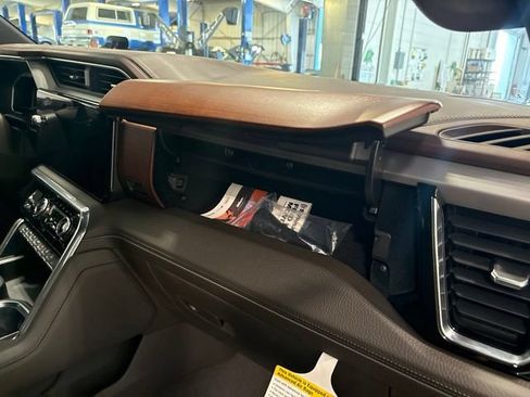 Used 2023 GMC Sierra 1500 Denali AWD/4WD image 63