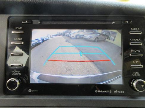 Used 2020 Toyota Sienna LE image 20