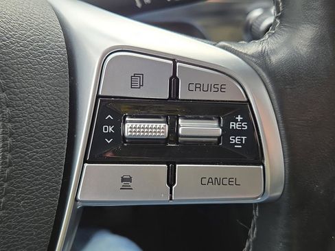 Certified 2022 Kia Telluride SX w/ SX Prestige Package image 33