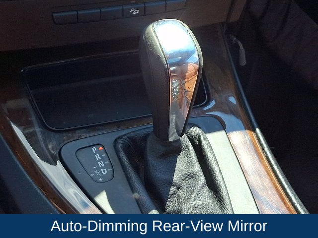 Used 2012 BMW 328i xDrive Coupe AWD/4WD image 11