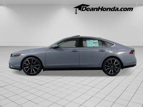 New 2026 Honda Accord Touring image 2