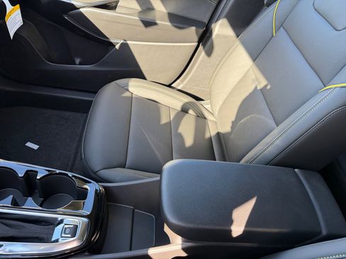 New 2026 Chevrolet Trax ACTIV w/ Driver Confidence Package image 14