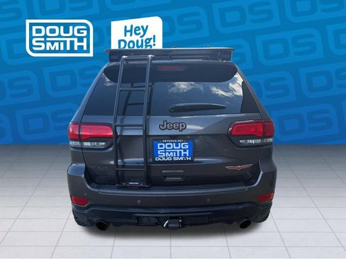 Used 2020 Jeep Grand Cherokee Trailhawk w/ Trailhawk Luxury Group AWD/4WD image 3