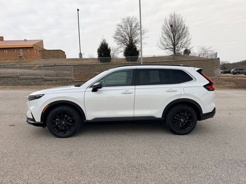 Used 2025 Honda CR-V Sport-L image 2