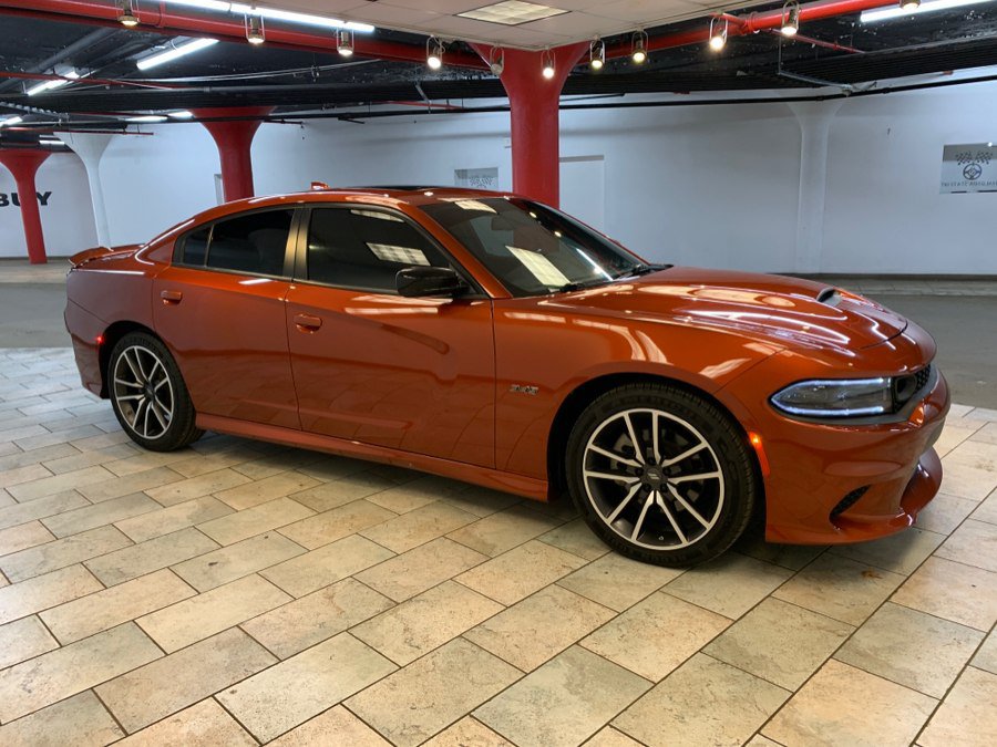 Used 2023 Dodge Charger R/T w/ Navigation & Travel Group RWD image 9
