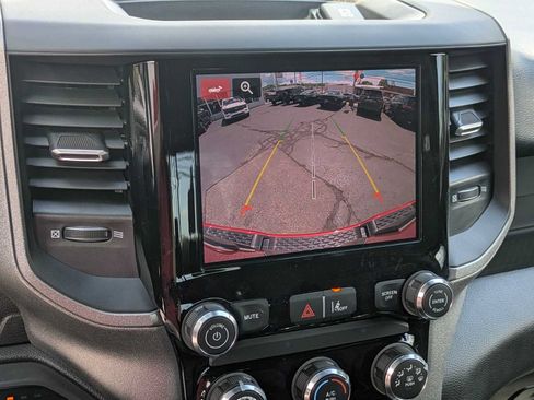 New 2026 RAM 1500 Express AWD/4WD image 23