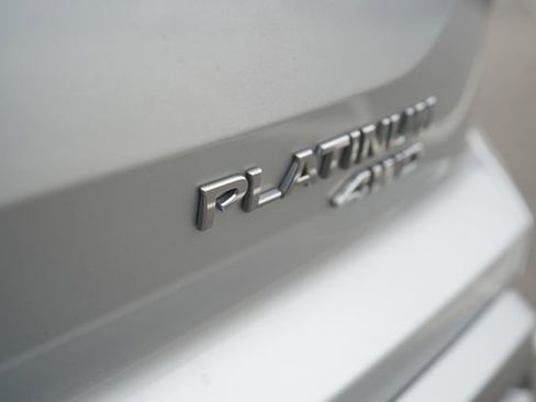 Used 2023 Nissan Pathfinder Platinum image 41
