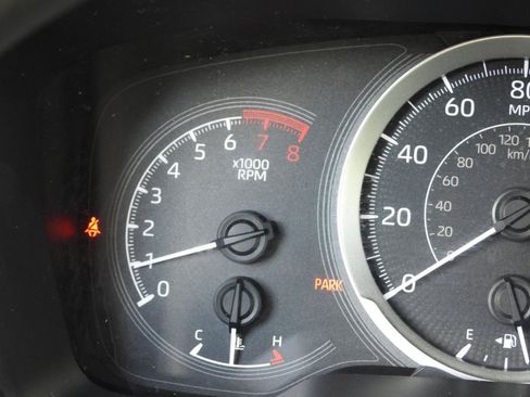Used 2022 Toyota Corolla LE FWD image 72
