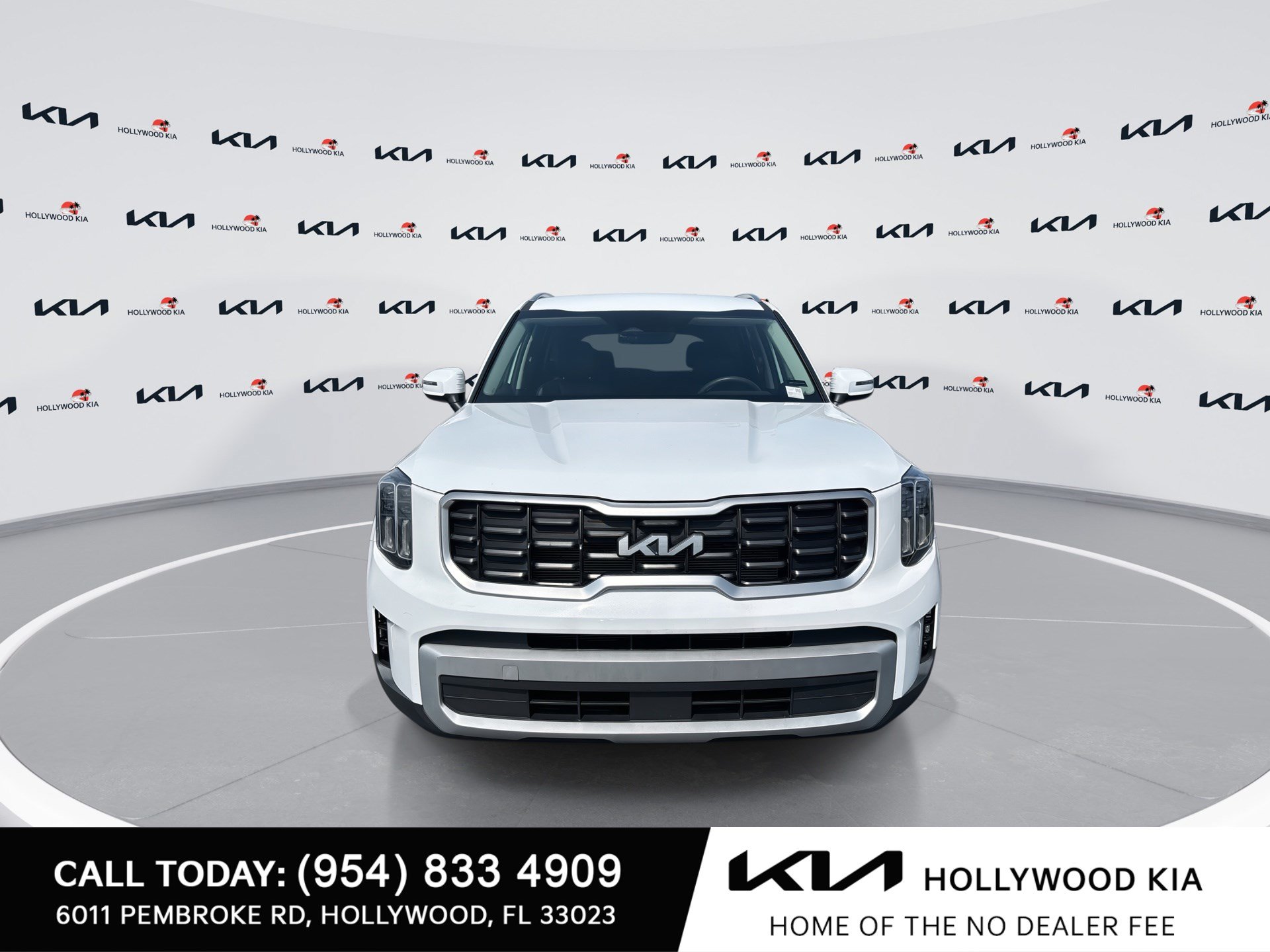 Certified 2024 Kia Telluride S FWD image 3