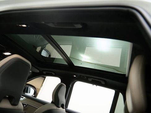 New 2026 Volvo XC90 B6 Ultra w/ Lounge Package image 22