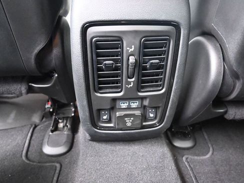 Used 2023 Dodge Durango R/T RWD image 18