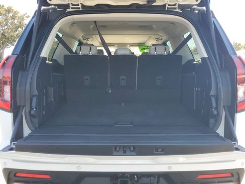 Certified 2025 Ford Expedition Max Active image 11