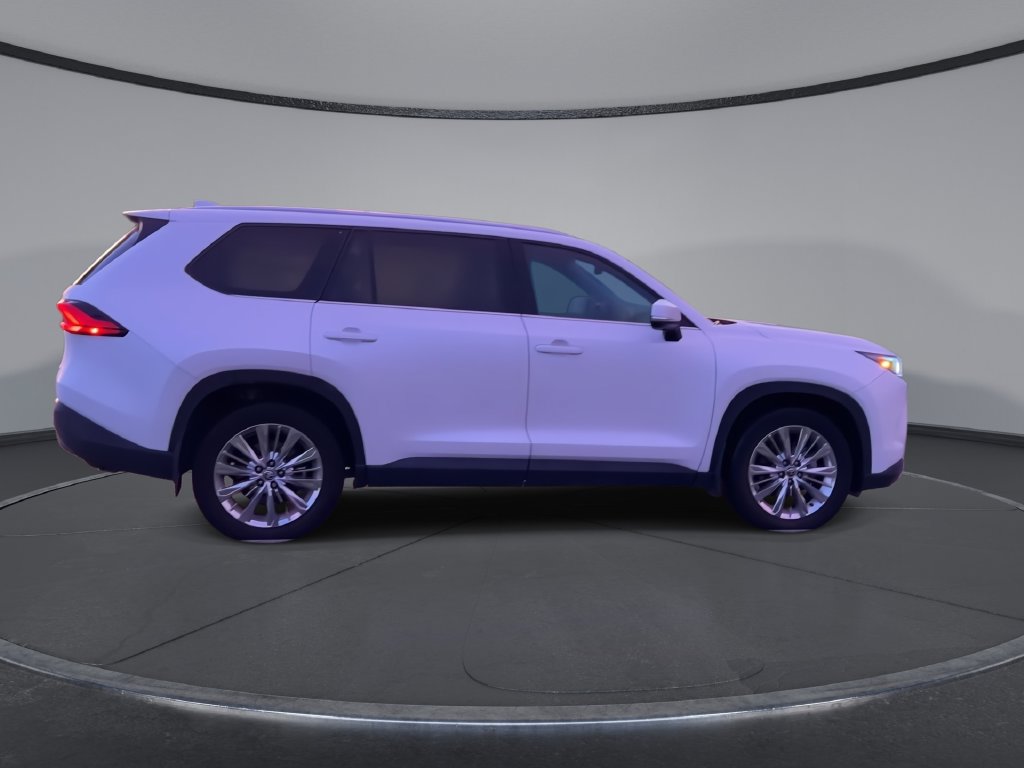 Used 2024 Toyota Grand Highlander AWD image 9