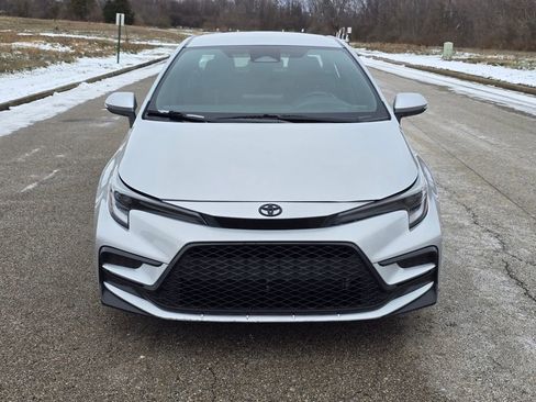 Used 2023 Toyota Corolla SE FWD image 28
