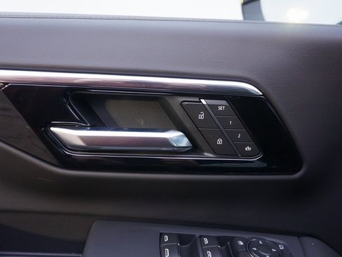 New 2026 Chevrolet Suburban High Country image 27