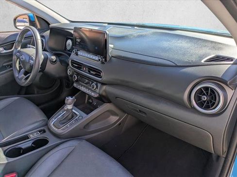 Used 2022 Hyundai Kona Limited image 21