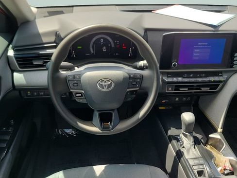 Used 2025 Toyota Camry LE FWD image 12