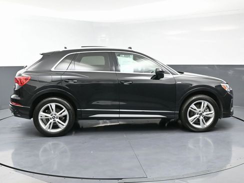 Used 2022 Audi Q3 2.0T Premium Plus w/ Premium Plus Package image 8