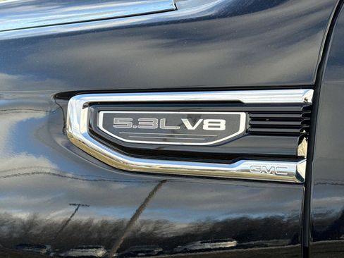 Used 2022 GMC Sierra 1500 SLT w/ SLT Premium Package image 8