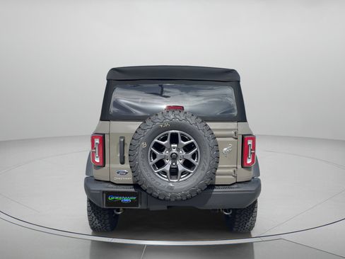 New 2025 Ford Bronco Badlands image 4