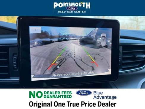 Certified 2022 Ford Explorer XLT w/ Equipment Group 202A image 11